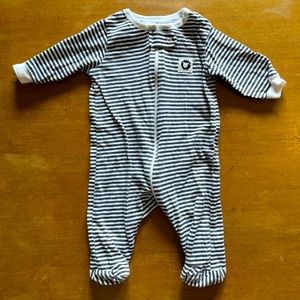 Garanimals Onesie Long Sleeves Black & White Stripes 0-3 months